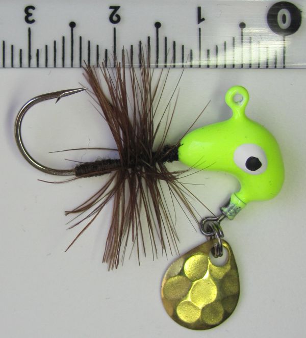 Джиг-головка Инстинкт "Кобылка с гривой" и лепестком №12 - 4,3 г - 32 мм