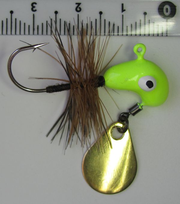 Джиг-головка Инстинкт "Кобылка с гривой" и лепестком №7 - 5,5 г - 36 мм