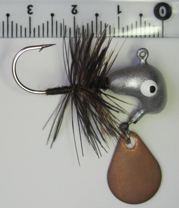 Джиг-головка Инстинкт "Кобылка с гривой" и лепестком №8 - 5,5 г - 36 мм