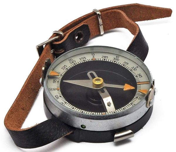 Компас Адрианова