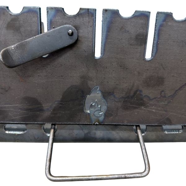 Мангал Огонёк - Раскладной - Со съёмными ножками - Сталь 3 мм - 55x28x15 см - На 10 шампуров