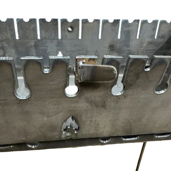 Мангал Огонёк - Раскладной - Со съёмными ножками - Сталь 3 мм - 64x28x15 см - На 12 шампуров