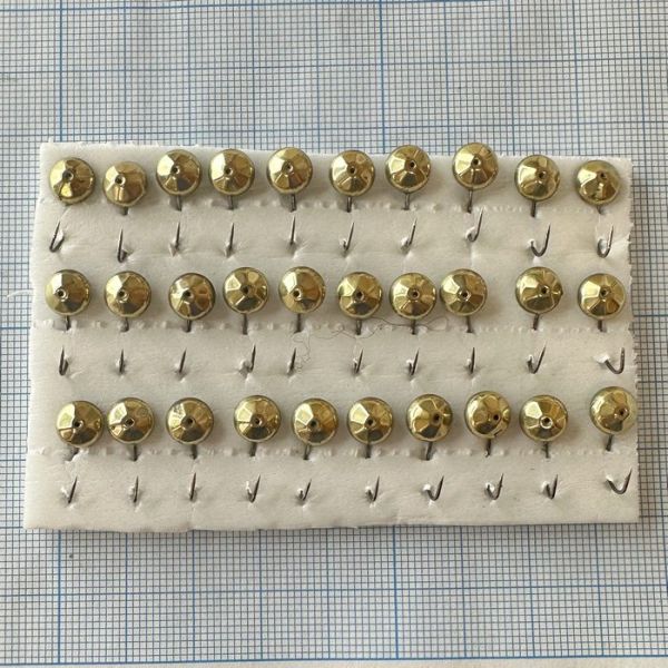 Мормишка карасева для літнього кивка - YAGAN - №26 - Кристал середній - 0.9 г - Ø7 мм - Гачок Kumho №26 - Золото