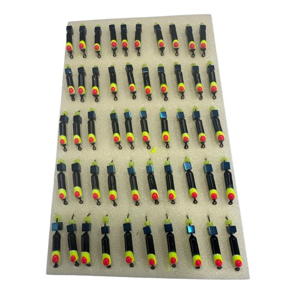 Мормишка Вольфрамова "Латишка" Гвоздик - З кубиком хамелеон - 0,5 г - МК1024