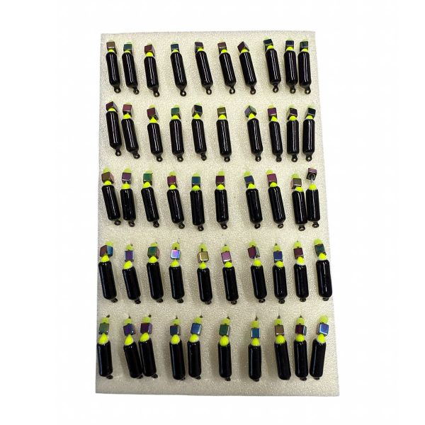 Мормишка Вольфрамова "Латишка" Гвоздик - З кубиком хамелеон - 1 г - МК1090