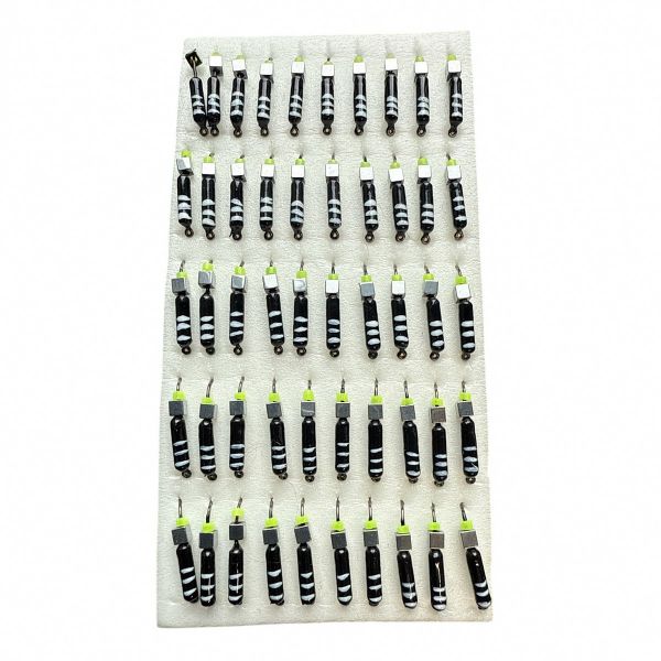 Мормишка Вольфрамова "Латишка" Гвоздик - З кубиком срібло - 0,5 г - МК1081