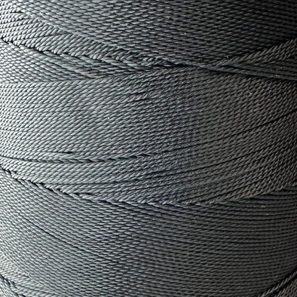 Нитка капроновая (полиамидная) 187текс*3 (1,2 мм) - Чёрная - 400 г